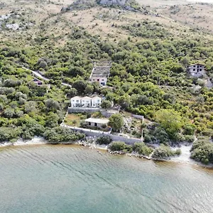 https://vani-i-bardh.albaniahotels.org