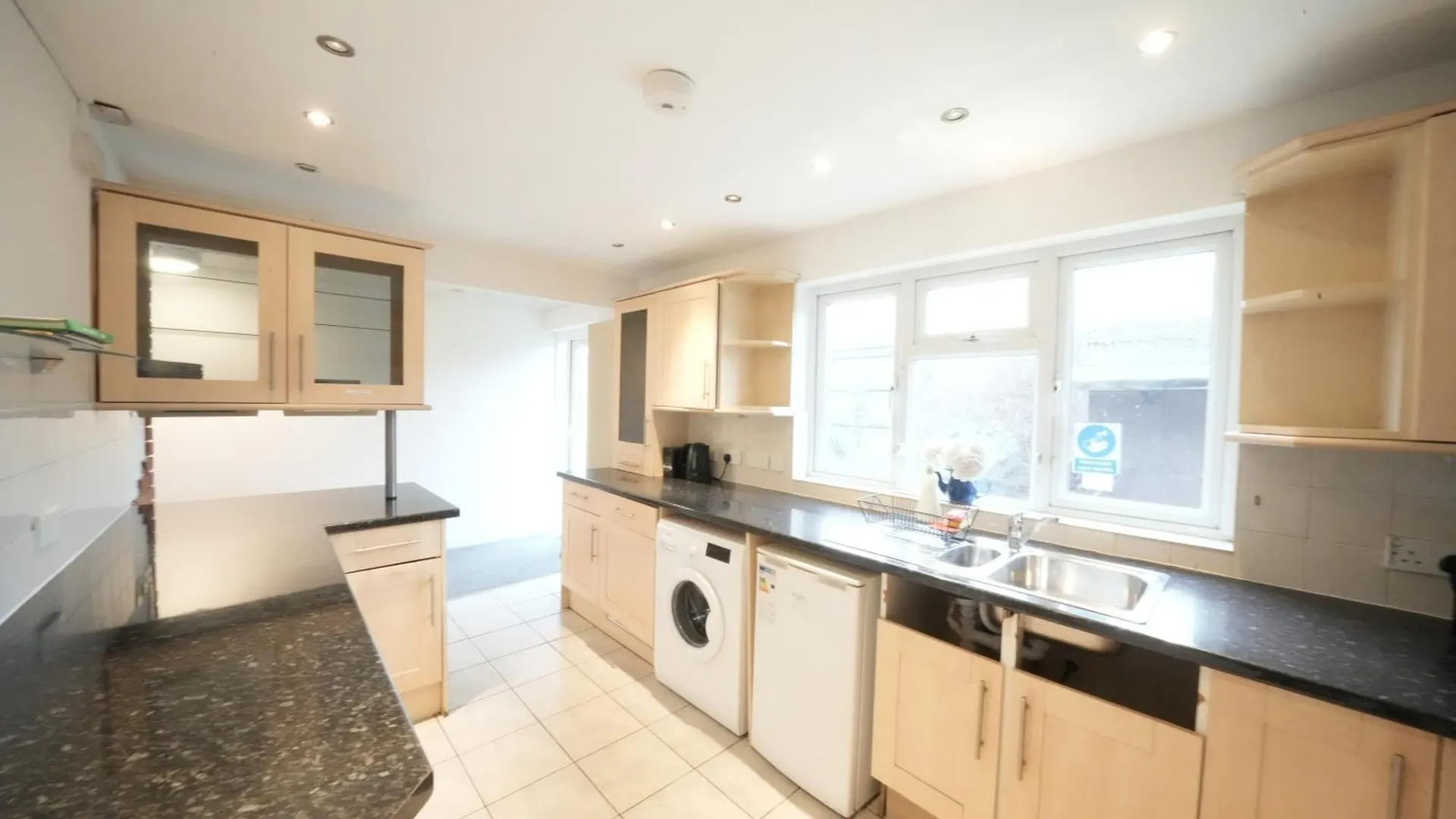 Airport Comfy Stay Harmondsworth Homestay